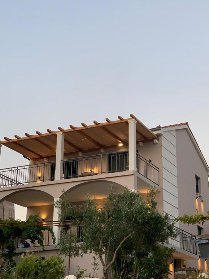 Apartman Vitanov Vinisce Ngoại thất bức ảnh