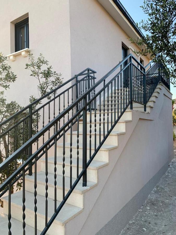 Apartman Vitanov Vinisce Ngoại thất bức ảnh