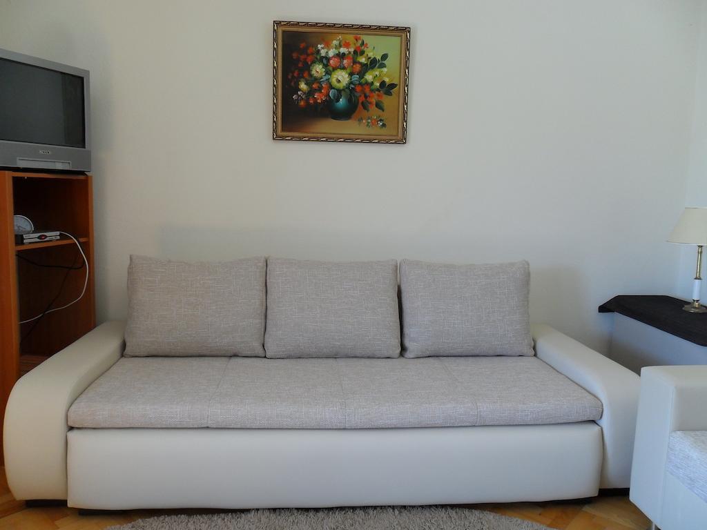 Apartman Vitanov Vinisce Ngoại thất bức ảnh